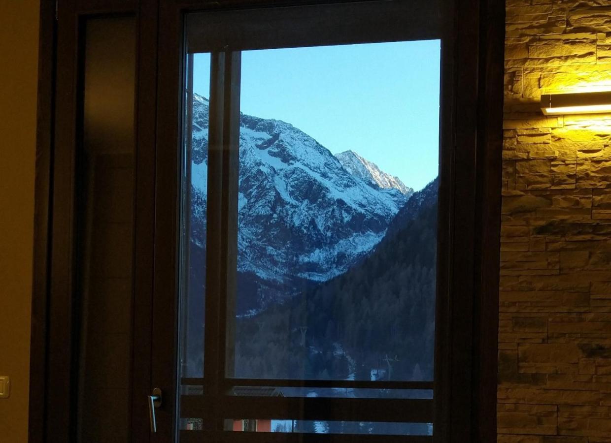 Adamello Peak Apartments Temù Εξωτερικό φωτογραφία